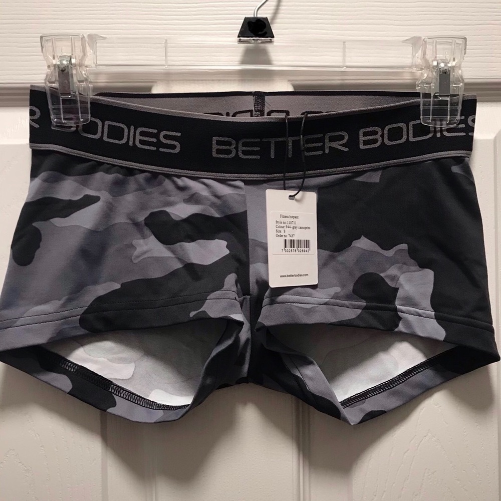 Workout spandex shorts